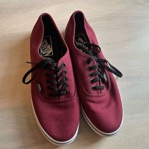 Women's Vans; Maroon; Thin-soled, Lace-up; 7.5